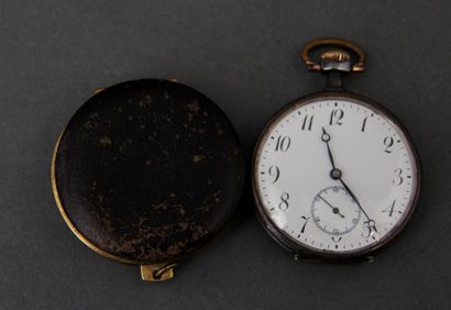 null Lot of metal alarm clocks and pocket watches