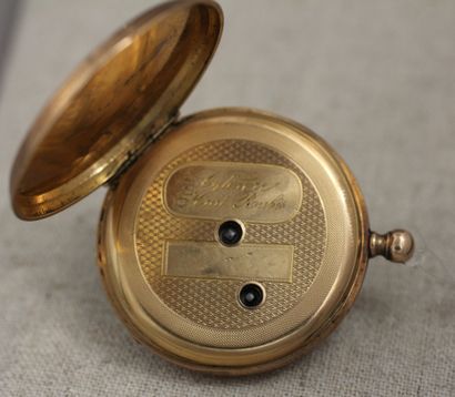 null Pocket watch in 18k yellow gold with medallion, gross weight: 49.8 g. (missing...