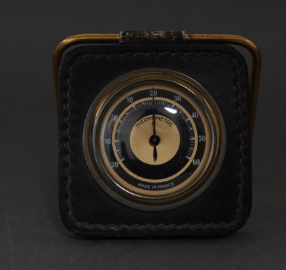 null Lot of metal alarm clocks and pocket watches