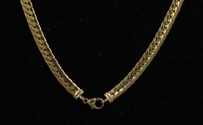 null Necklace with flat links in 18k yellow gold, L: ww: 44 cm, ww: 18.9 g.