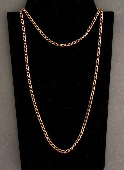 null Necklace in 18k yellow gold, L: 75 cm, ww: 26.5 cm.