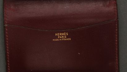 null HERMES Paris

Petite couverture d'agenda en cuir marron

10 x 7,5 cm. (rayures,...