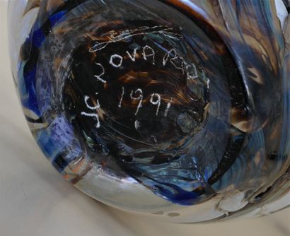 null Jean Claude NOVARO (1943-2014)

Blown glass ovoid vase with iridescent stylized...