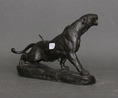 null Charles VALTON (1851-1918) after

The wounded lioness

Sculpture in patinated...
