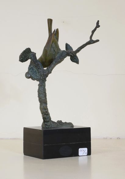 null Irénée ROCHARD (1906-1984)

Oiseau sur la branche

Sculpture en bronze signée...