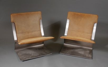  *Pierre FOLIE (1938-) - CHARPENTIER ed. 
Pair of armchairs with folded steel sheet...