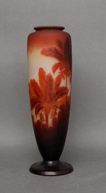 null French work

Baluster vase with a shouldered body and a small open neck on a...