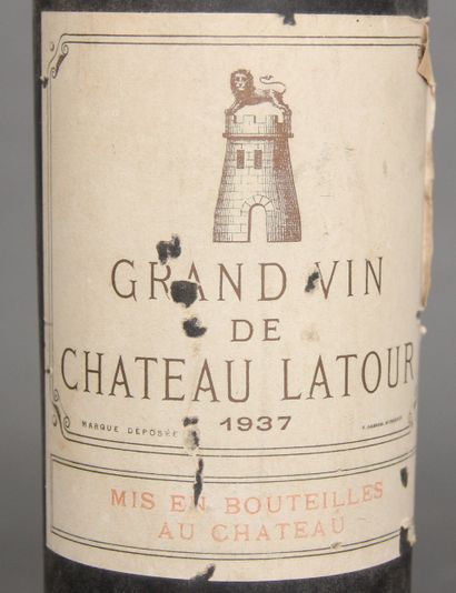 null Une bouteille château LATOUR 1937 (étiquette abimée)