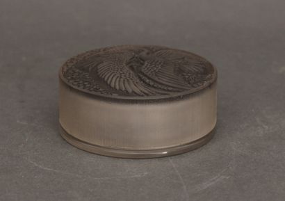null RENE LALIQUE

	Box Rambouillet (model created in 1924). Proof in white pressed...