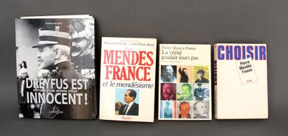 null Pierre MENDES France et divers

Lot de livres brochés dédicacés par Mendes-...