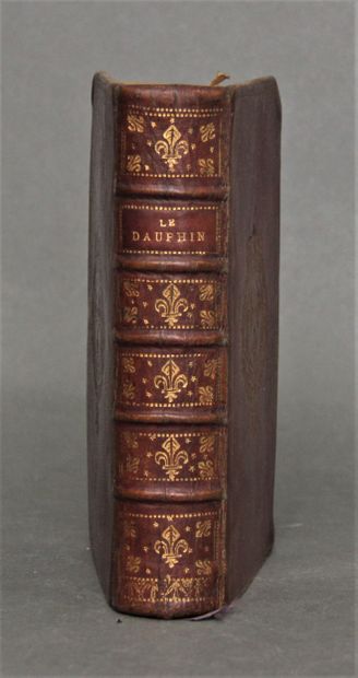 null du ROZOIR Charles

Le Dauphin fils de Louis XV

Paris 1815

In 12 reliure en...