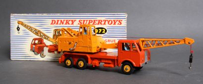 DINKY SUPERTOYS made in England 
Camion grue...