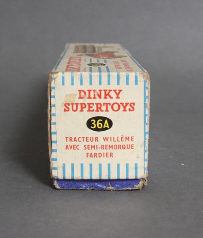 null DINKY SUPERTOYS made in France

Willeme tractor with fardier trailer ref. 36A...