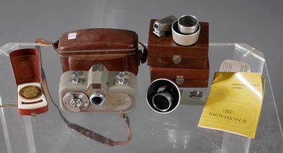 null *ZEISS IKON

- Movikon 8 camera in its original leather case

- Movigonar for...