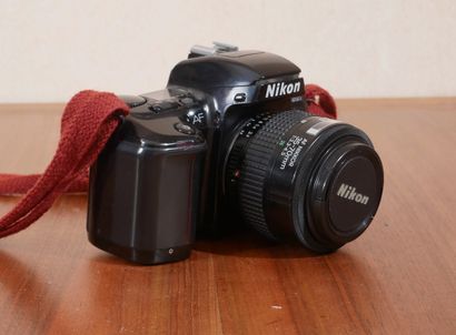 null NIKON

- Camera model F-601

- AF NIKKOR 35-70 mm lens. 1:3,3-4,5