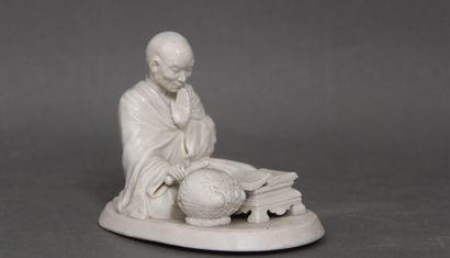 null *Ecole moderne

Moine bouddhiste assis

Sculpture en porcelaine blanche signée...