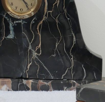 null Black veined marble desk set, years (chips, accidents, restorations)