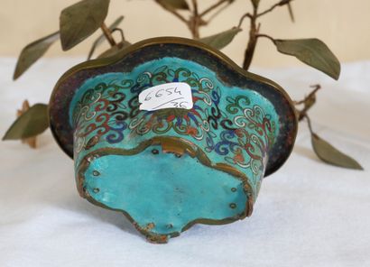 null Pair of small oval planters in cloisonné metal on a turquoise blue background,...