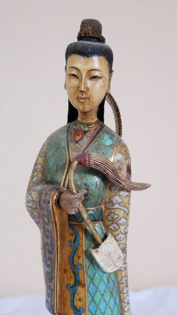 null Sculpture in polychrome cloisonné metal and resin representing a lady of the...