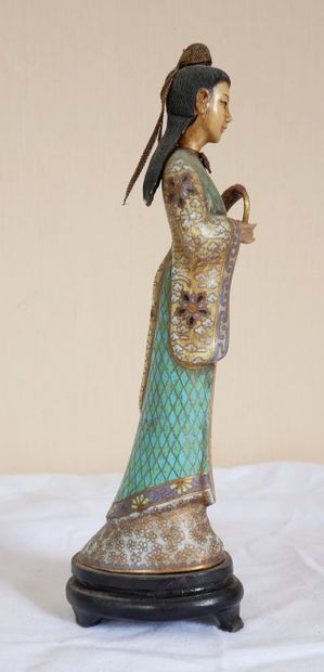 null Sculpture in polychrome cloisonné metal and resin representing a lady of the...