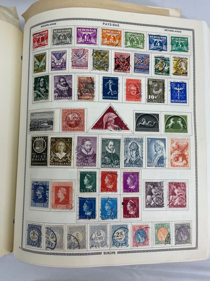 null 4 Albums de timbres des 5 Continents dont France, Belgique dont Sainte Adresse,...