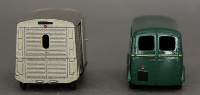 null DINKY TOYS made in France

- Camionette Peugeot D.3A ref 25b Postes

- Camionette...