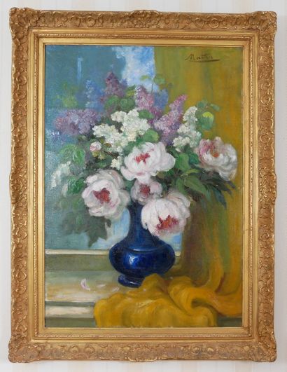 null MARTIN
Bouquet de fleurs dans un vase
Huile sur toile signée en haut à droite
92...