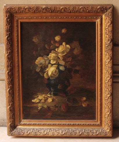 null Modern school
Vase with roses on an entablature
Oil on canvas signed lower right
60...