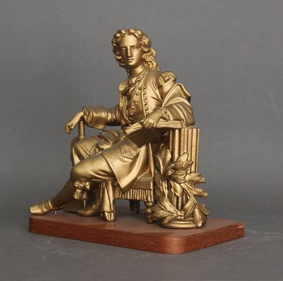 null School of the XIXth century
Scholar sitting on a stool
Sculpture in regula gilded...