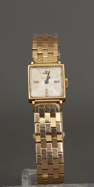 null JAEGER LECOULTRE
Bracelet-montre de dame en or jaune 18k à boitier carré, L...