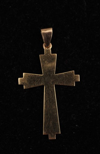 null Chaine de cou, un pendentif ovale représentant le Christ et un pendentif croix...