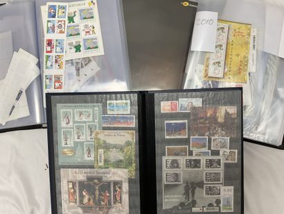 null France Faciale: important lot avec des timbres de 1960 à 2016 + PA + Carnets...