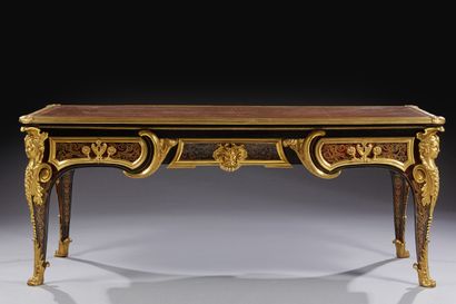null Flat desk of rectangular form in first part of engraved brass on bottom of tortoiseshell...