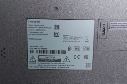 null *SAMSUNG
Téléviseur led 4KUHD 55" modèle UE55AU7025K avec sa télécommande (...