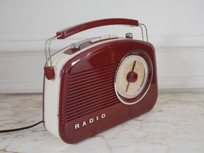 null KONIG electronic
Radio rétro en plastique rouge et blanc