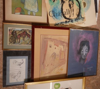 null Lot of various framed pieces and a drawing box with exhibition posters