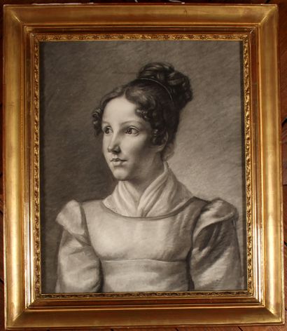 null *French school of the XIXth c.
Portrait of a woman
Charcoal
48,5 x 39,5 cm....