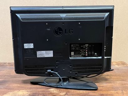 null LG
Petit téléviseur modèle 26LG3100-ZA (usagé, sans télécommande)