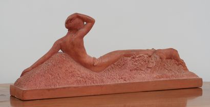null Georges GORI (XIX-XXème s.)
Femme nue aux cabris
Sculpture en terre-cuite signée...