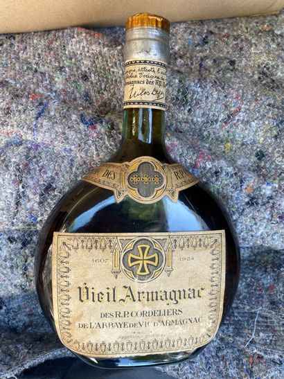 null 1 bottle ARMAGNAC "vieil armagnac des R.P. des Cordeliers", Gélas (very old,...