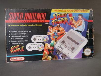 *NINTENDO
Console de jeux Super Nintendo...