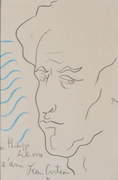 COCTEAU Jean (1889-1963) Autoportrait. Dessin à la pierre noire avec un fond de trait...