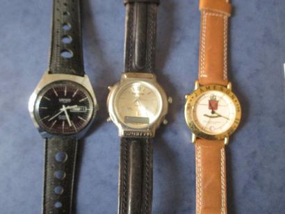 LANCO, JAMESON, HITECH Trois montres en métal, bracelets simili cuir