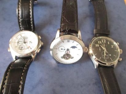 CITIZEN et divers Trois montre d'homme en métal, bracelets cuir et simili