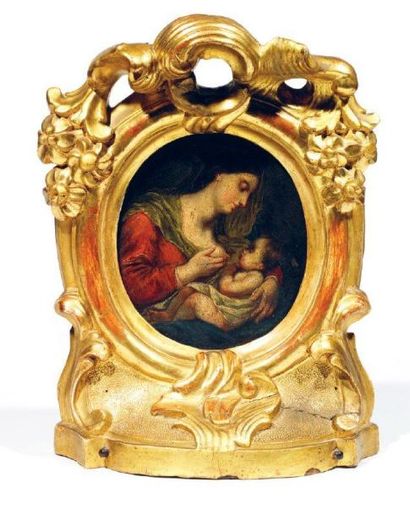 Ecole française fin du XVIIe siècle Vierge à l'enfant Huile sur panneau de forme...