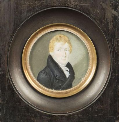 ECOLE ALLEMANDE 1822, MENTELER Portrait d'élégant Miniature ronde sur ivoire, signée...