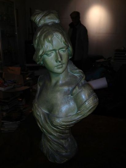 null Buste de femme en plâtre reproduction H: 66 cm