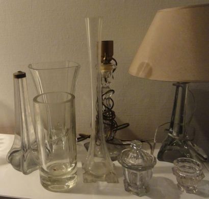 null Mannette: Lot de verrerie, vases, pieds de lampe, moutardier en cristal