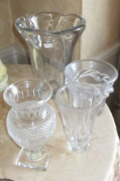 DAUM Nancy Vase en cristal torsadé h: 25 cm, petit vase en cristal SAINT LOUIS h:...