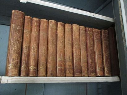 null Lot de volumes relièes dont deux volumes en hébreu Pessah, Shavonat